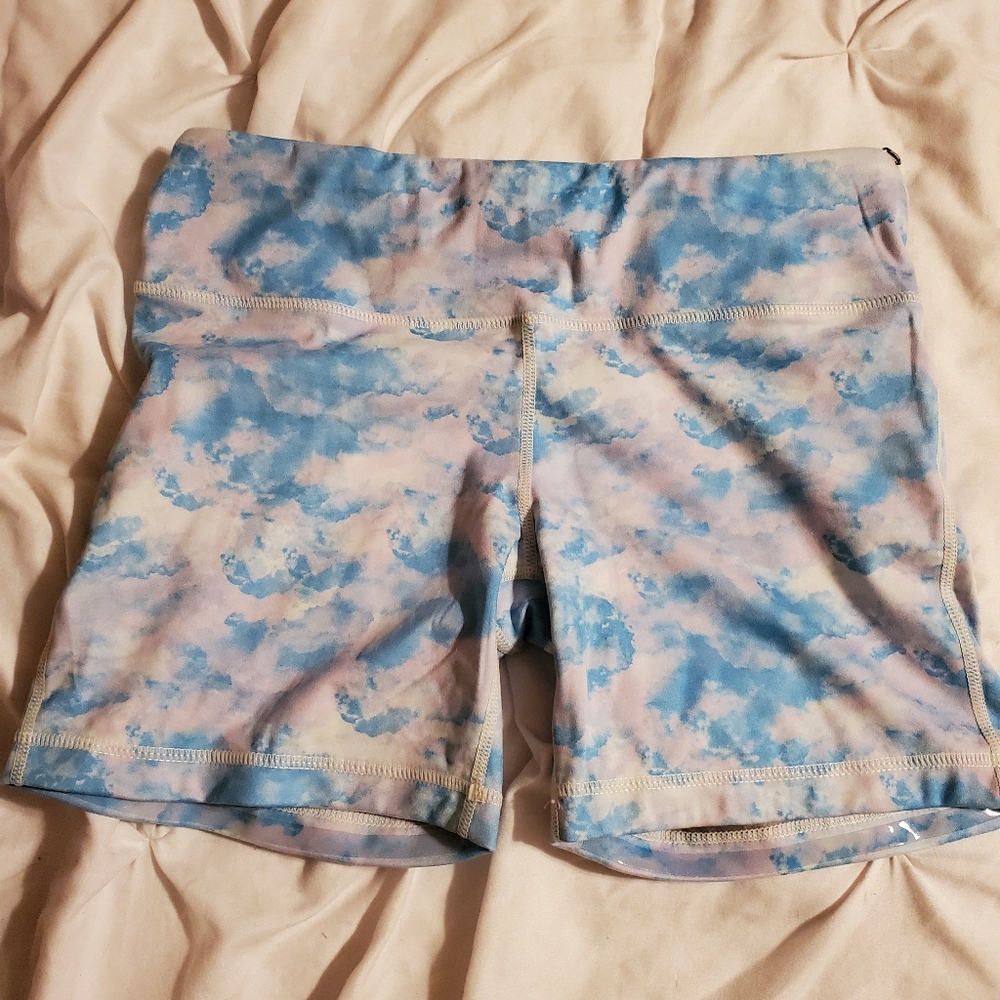 Iambecoming 5inch shorts new with tag
